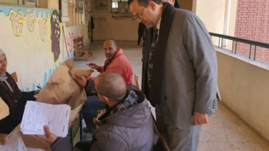 تصحيح نتيجة الإعدادية في الغربية لوكيل وزارة التعليم بالغربية أثناء تفقد لجان تصحيح الشهادة الإعدادية في طنطا
