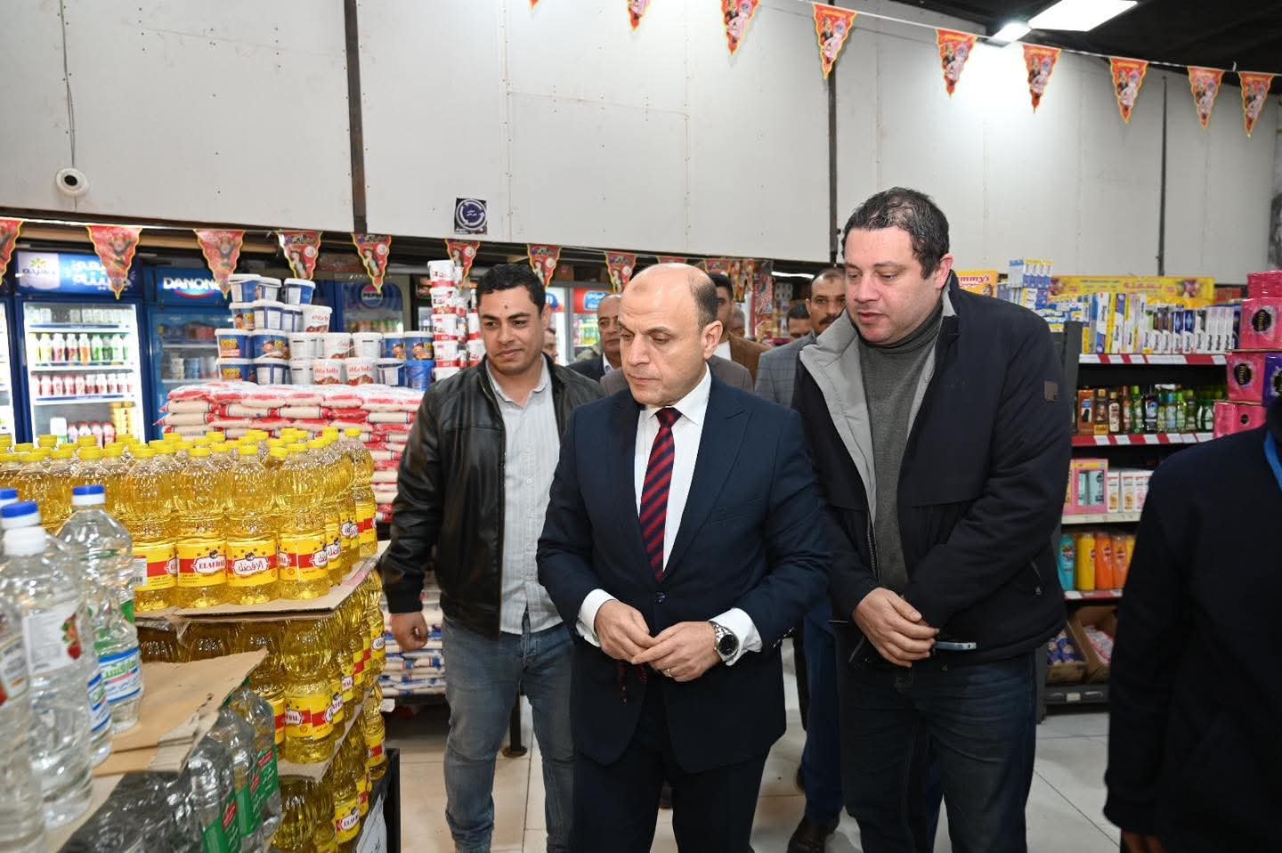 محافظ الغربيه يتابع الاسعار رمضان في المحله الكبري