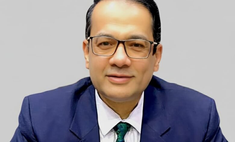 بسبب "شكوى" واقعة تعدي.. وكيل تعليم الغربية يوجه بفتح تحقيق عاجل بمدرسة الجمهورية ببسيون غربية 1 ناصر حسن وكيل التربية والتعليم بالغربية