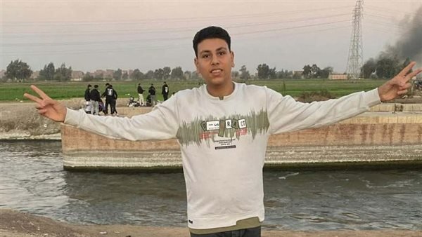 مأساة في المحلة.. الطائرة الورقية تنهي حياة شاب سقط من الطابق الخامس 1 بسبب طائرة ورقية.. مصرع شاب سقط من الطابق الخامس في مدينة المحلة الكبرى